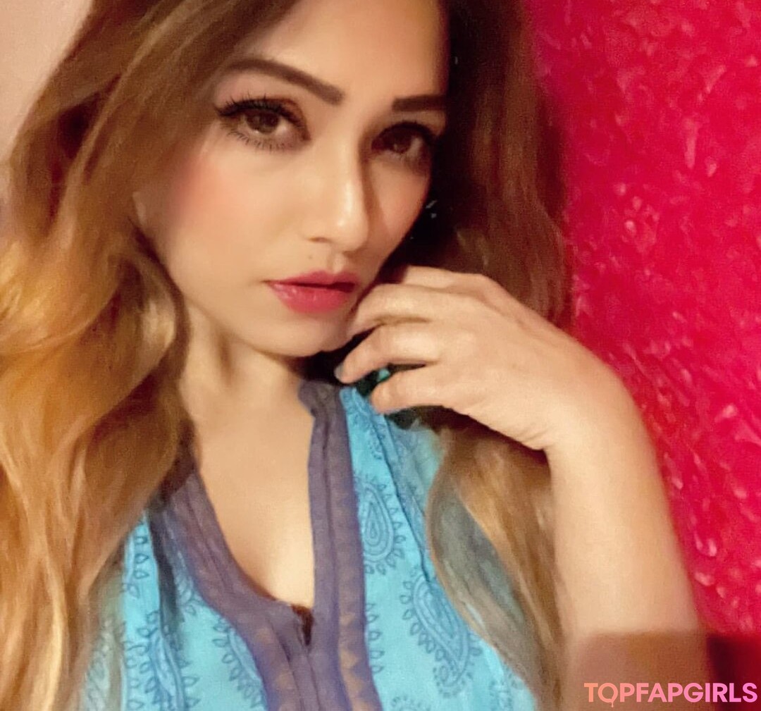 Foto desnuda filtrada de OnlyFans de Zoya Rathore #75 Foto desnuda filtrada de OnlyFans de Zoya Rathore #75