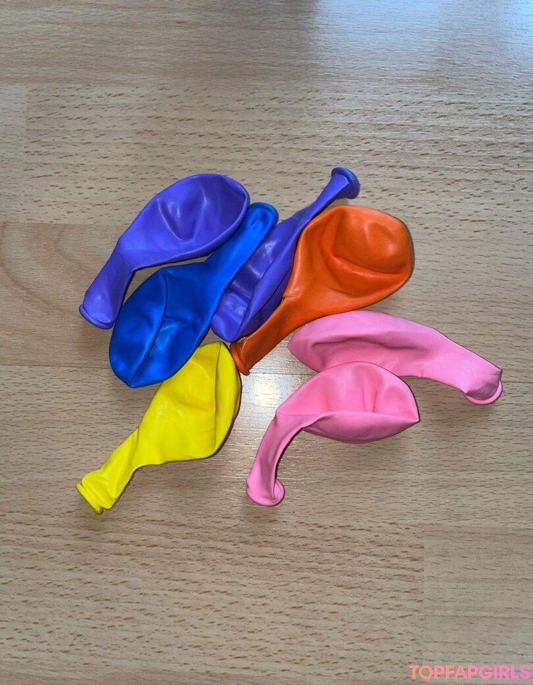 Foto desnuda filtrada de OnlyFans de Zuzaninka1 #77 Foto desnuda filtrada de OnlyFans de Zuzaninka1 #77