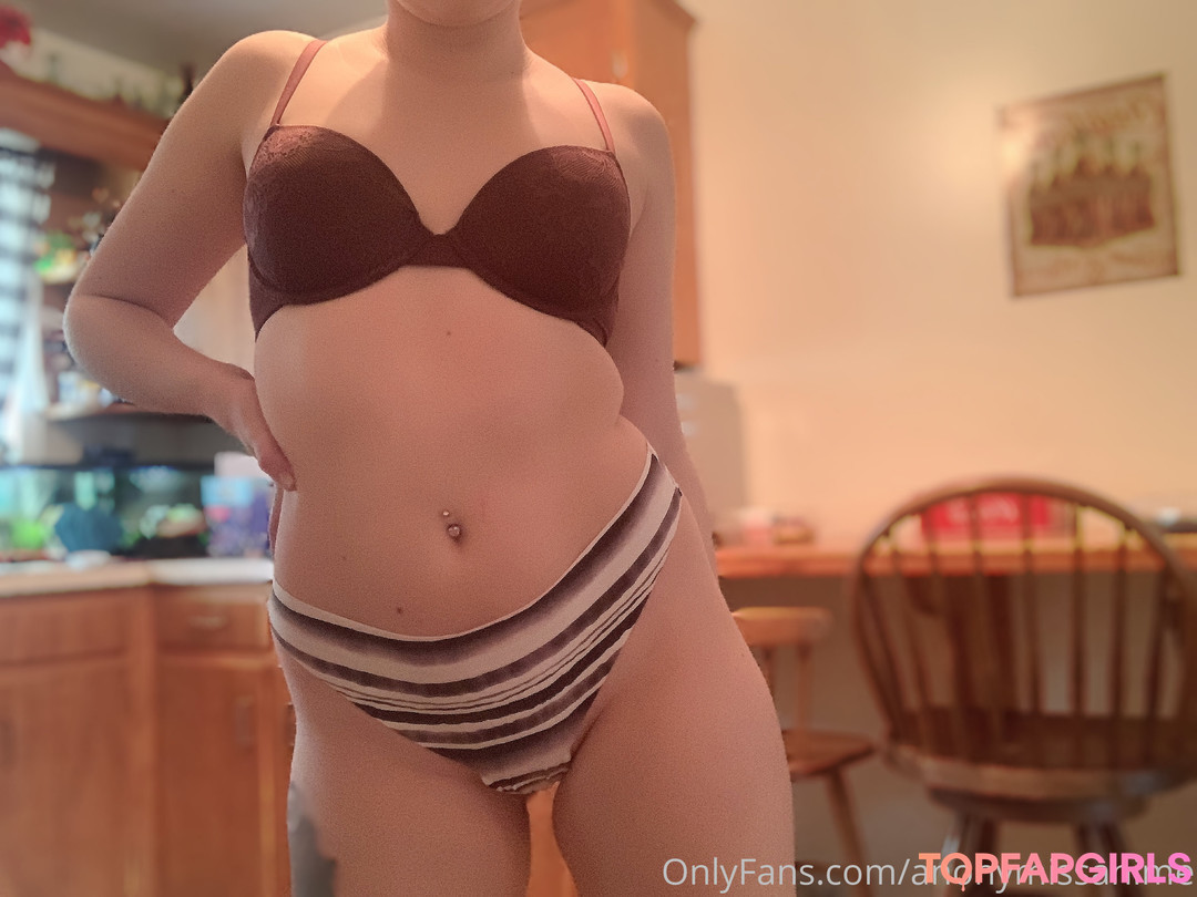 Foto desnuda filtrada de OnlyFans de Misty Ide Bloodlustelf #354 Foto desnuda filtrada de OnlyFans de Misty Ide Bloodlustelf #354