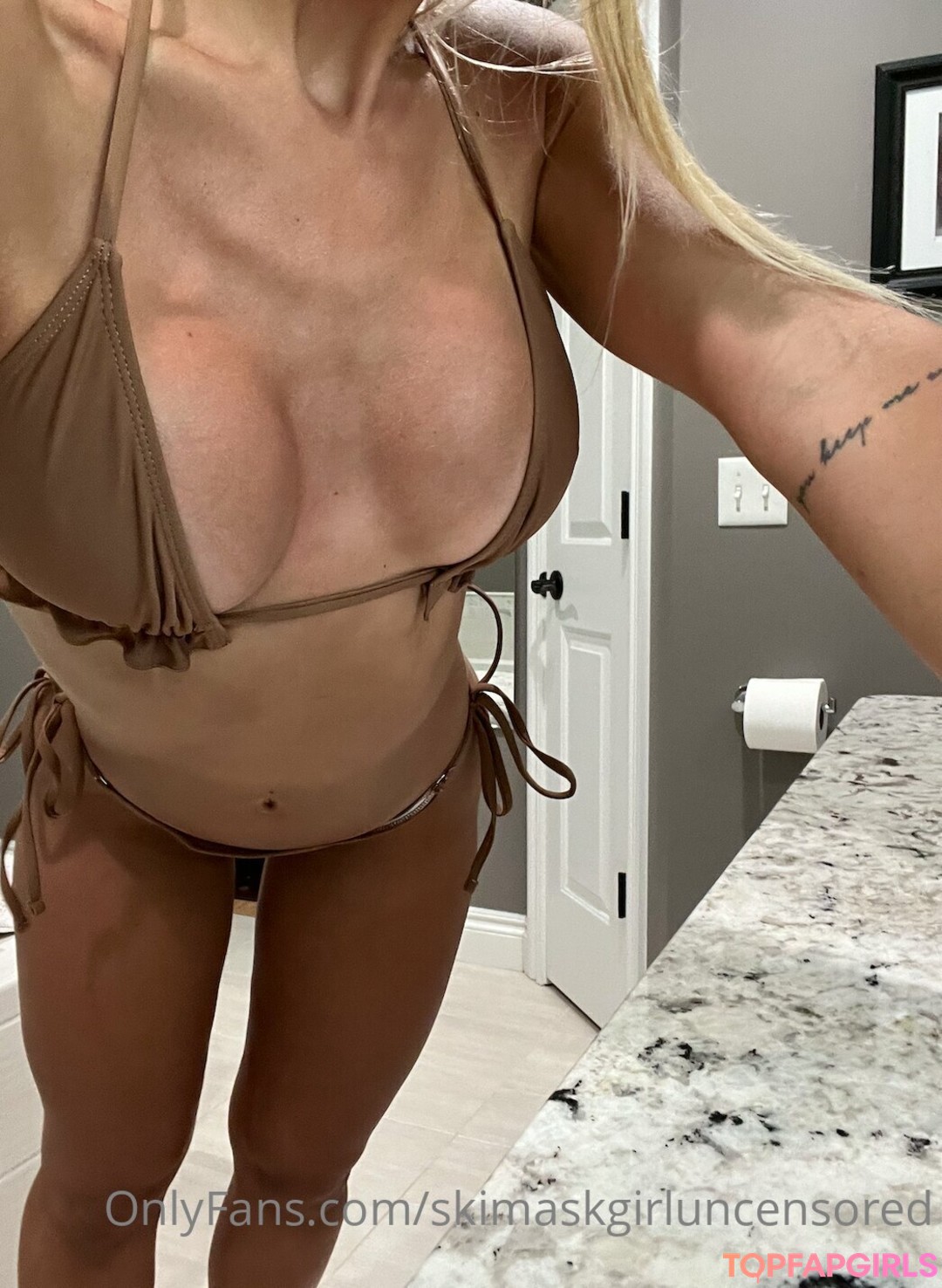 Foto desnuda filtrada de OnlyFans de Briana Armbruster #15 Foto desnuda filtrada de OnlyFans de Briana Armbruster #15