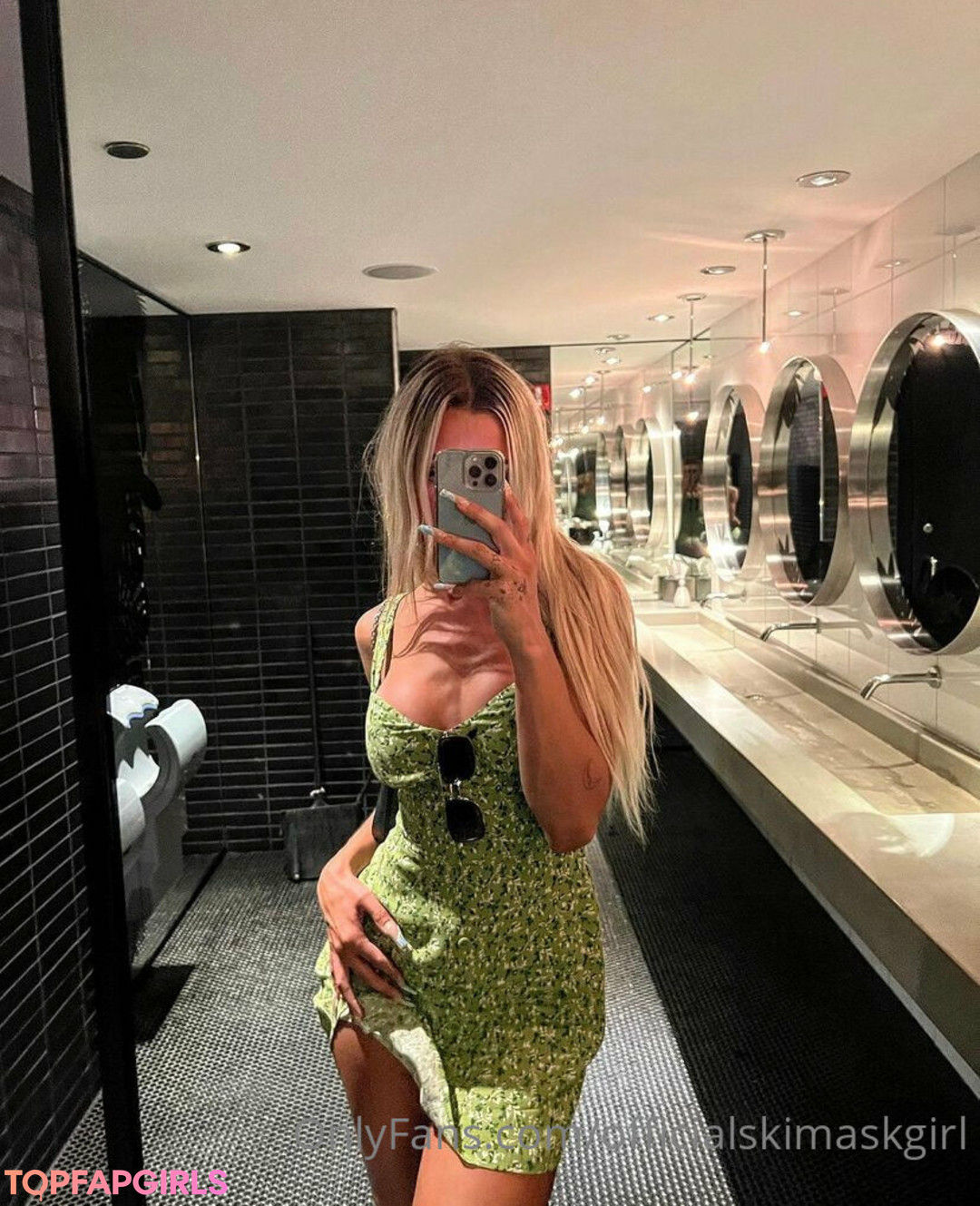 Foto desnuda filtrada de OnlyFans de Briana Armbruster #465 Foto desnuda filtrada de OnlyFans de Briana Armbruster #465