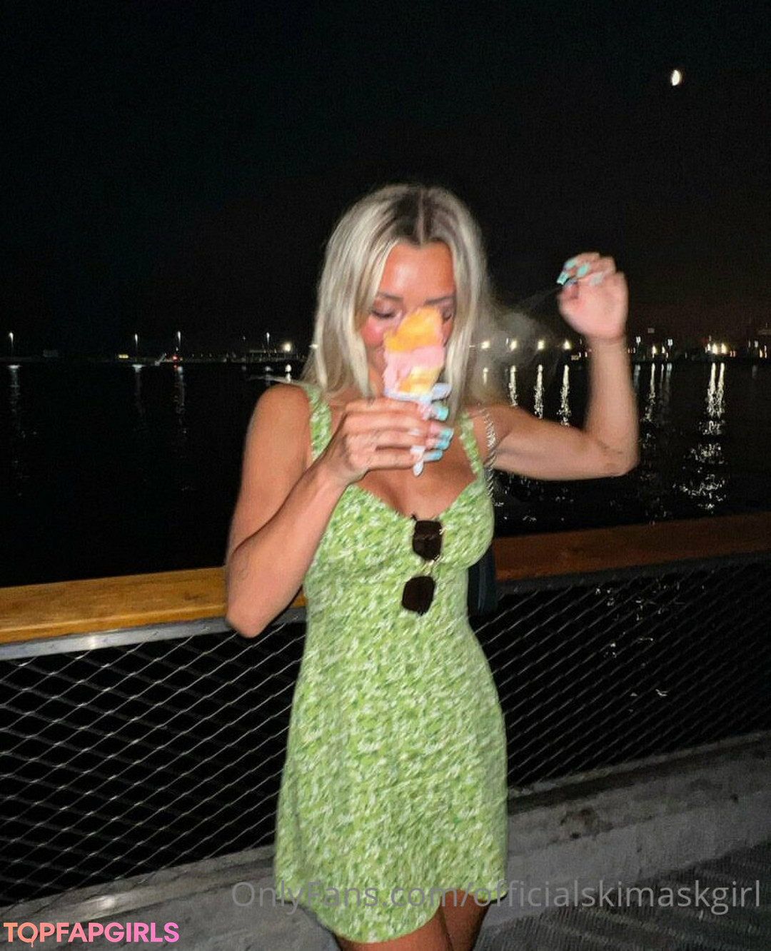 Foto desnuda filtrada de OnlyFans de Briana Armbruster #467 Foto desnuda filtrada de OnlyFans de Briana Armbruster #467