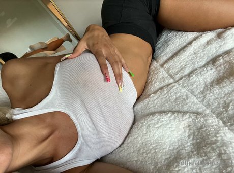 Briana Armbruster