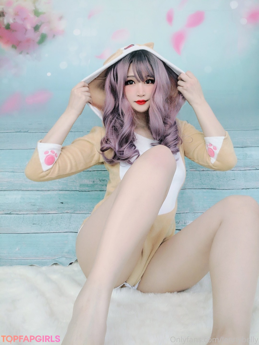 Foto desnuda filtrada de OnlyFans de Jennybelly #70 Foto desnuda filtrada de OnlyFans de Jennybelly #70