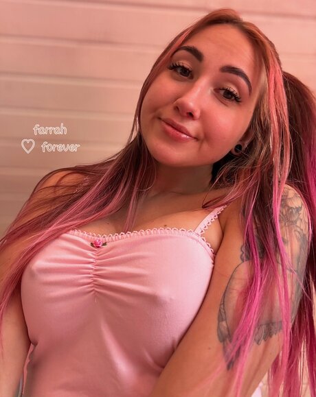 Foto desnuda filtrada de OnlyFans de Fari Hunny
