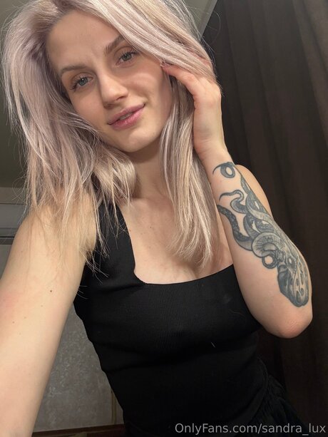 Foto desnuda filtrada de OnlyFans de Sandra Lux