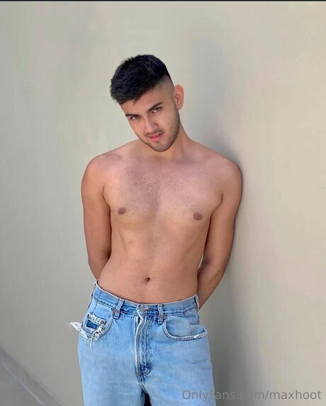 Foto desnuda filtrada de OnlyFans de Maxhoot