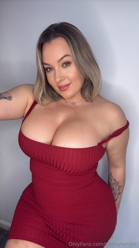 Foto desnuda filtrada de OnlyFans de Pennylondon