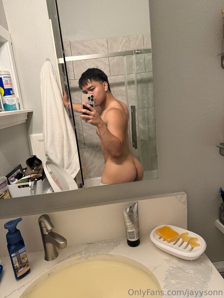 Foto desnuda filtrada de OnlyFans de Jayysonn