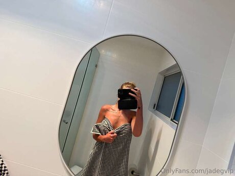 Foto desnuda filtrada de OnlyFans de Jadegvip