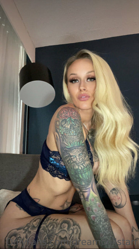 Dreamdollstarr
