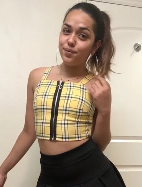Foto desnuda filtrada de OnlyFans de Esperanza Del Horno