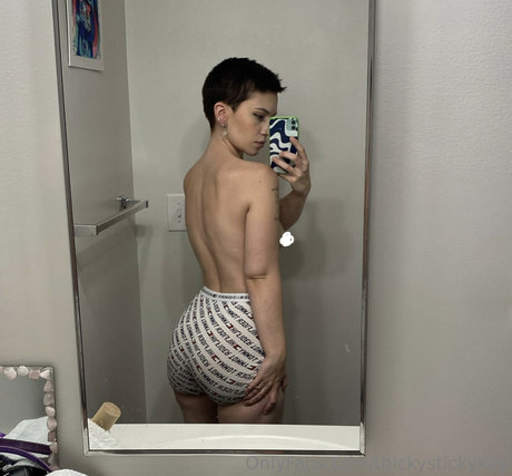 Kayla Claxton