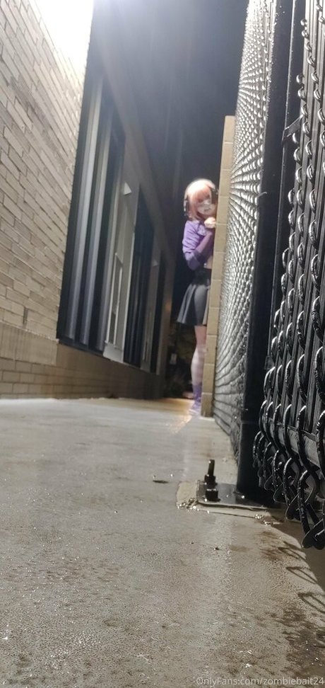 Zombiebait24