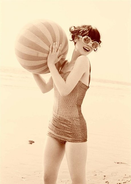 Zooey Deschanel
