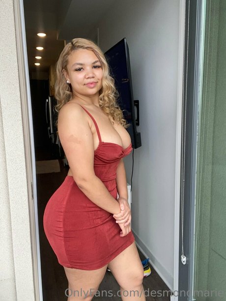 Foto desnuda filtrada de OnlyFans de Desmondmarie