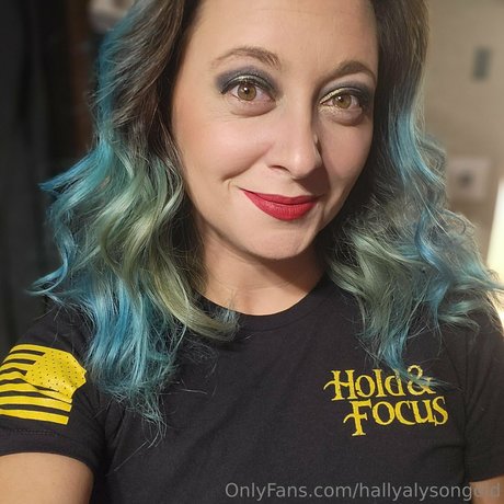 Foto desnuda filtrada de OnlyFans de Hally Alyson