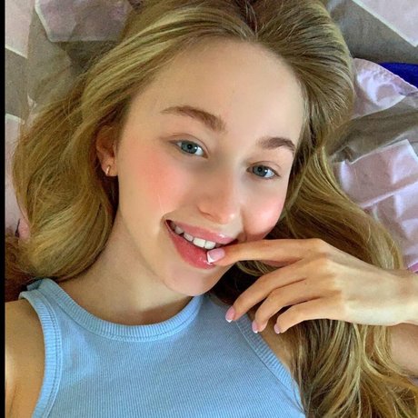Mia Reina