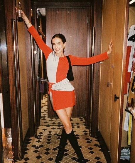Zoey Deutch