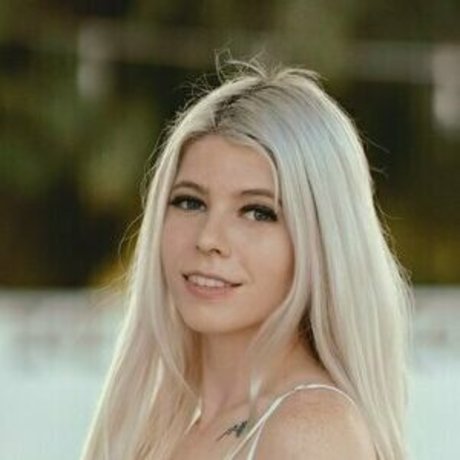Foto desnuda filtrada de OnlyFans de Zoeybrooks18