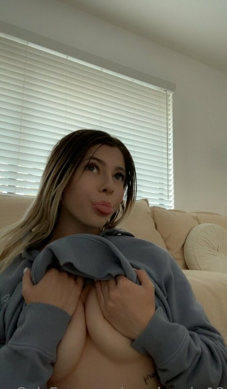 Zoeybrooks18