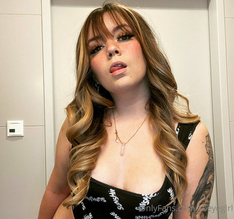 Zoeyegirl