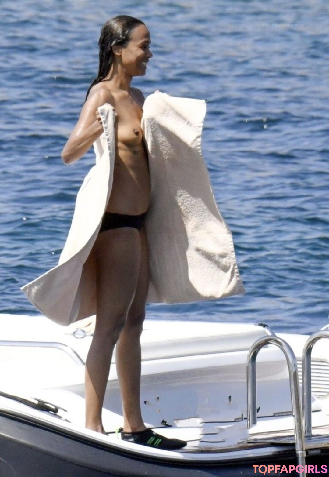 Foto desnuda filtrada de OnlyFans de Zoe Saldana #26 Foto desnuda filtrada de OnlyFans de Zoe Saldana #26