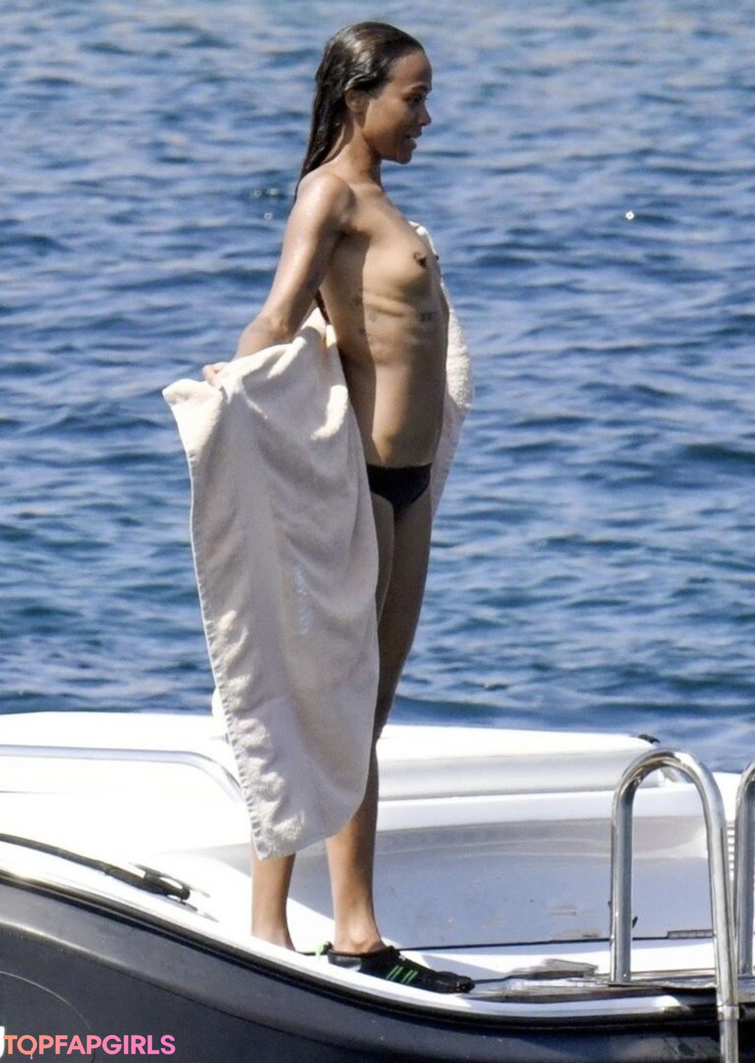 Foto desnuda filtrada de OnlyFans de Zoe Saldana #29 Foto desnuda filtrada de OnlyFans de Zoe Saldana #29