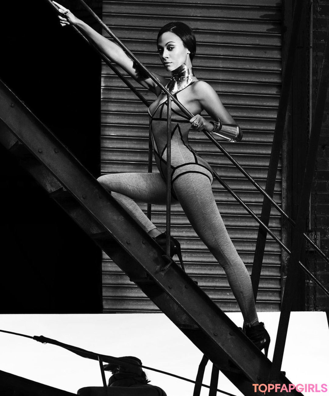 Foto desnuda filtrada de OnlyFans de Zoe Saldana #6 Foto desnuda filtrada de OnlyFans de Zoe Saldana #6