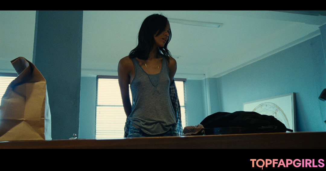 Foto desnuda filtrada de OnlyFans de Zoe Saldana #95 Foto desnuda filtrada de OnlyFans de Zoe Saldana #95