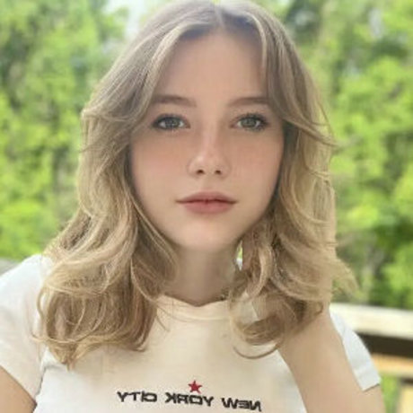 Zoe Moore