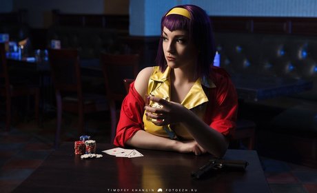 Zoe Volf Cosplay