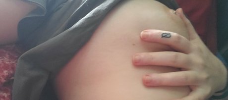 Foto desnuda filtrada de OnlyFans de Zer0doxy