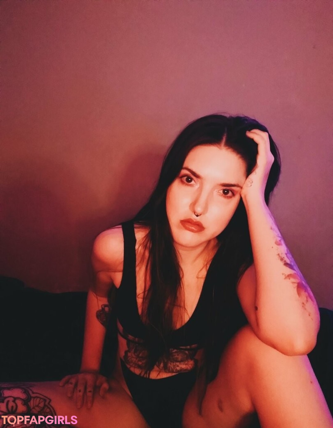 Foto desnuda filtrada de OnlyFans de Zeppelin Heart #2 Foto desnuda filtrada de OnlyFans de Zeppelin Heart #2