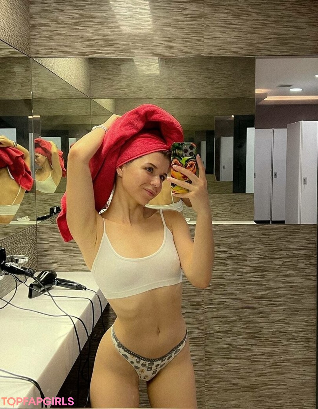 Foto desnuda filtrada de OnlyFans de Shulyyyyyy #24 Foto desnuda filtrada de OnlyFans de Shulyyyyyy #24