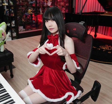 Foto desnuda filtrada de OnlyFans de Rus Piano