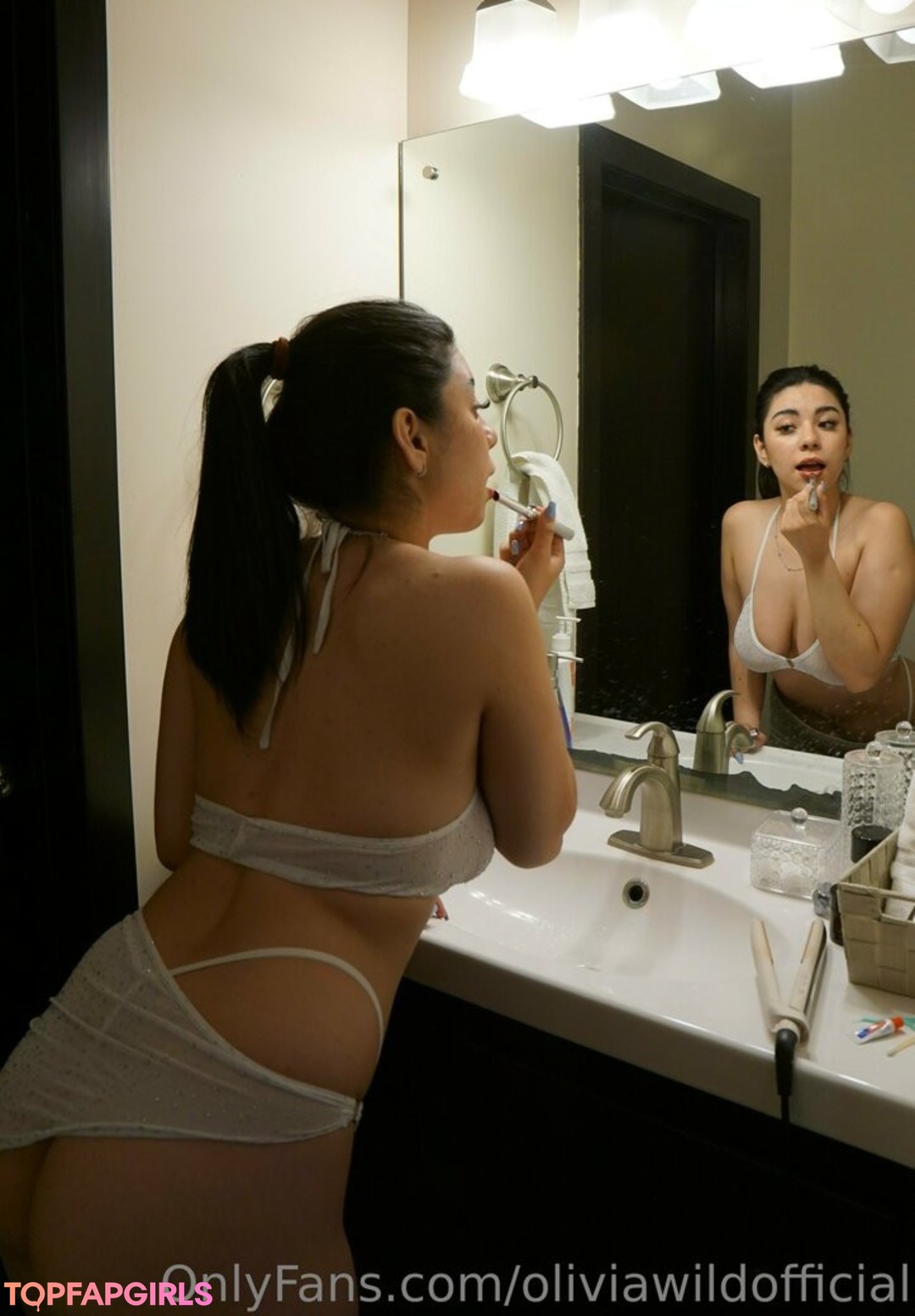 Foto desnuda filtrada de OnlyFans de Oliviawildofficial #49 Foto desnuda filtrada de OnlyFans de Oliviawildofficial #49