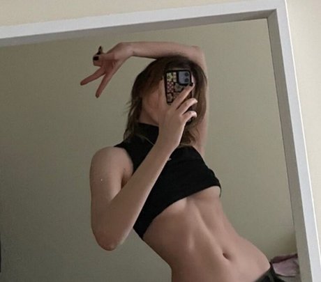 Foto desnuda filtrada de OnlyFans de Granitsysterty