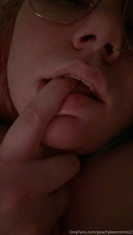 Peachykeenstine22