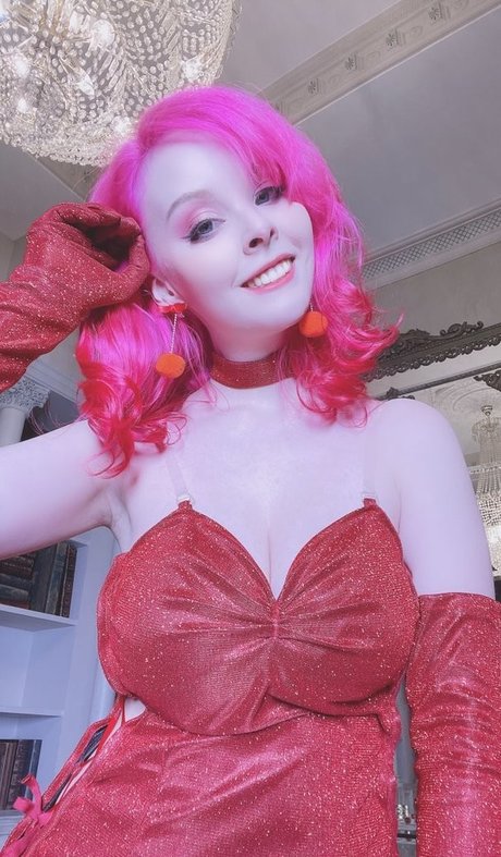 Helly Valentine