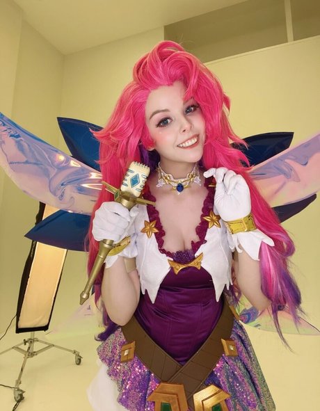 Helly Valentine