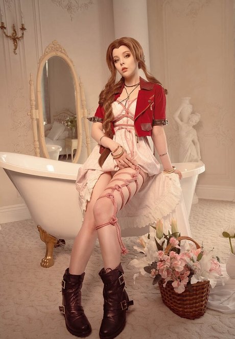 Helly Valentine