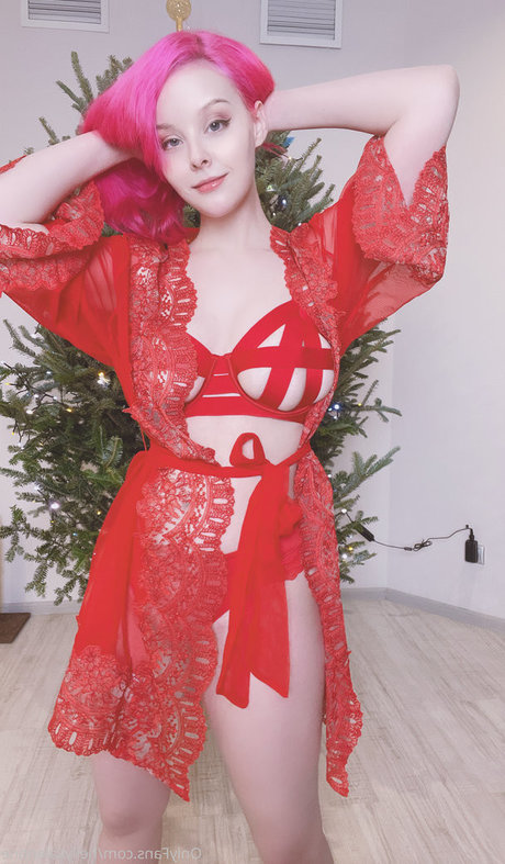Helly Valentine