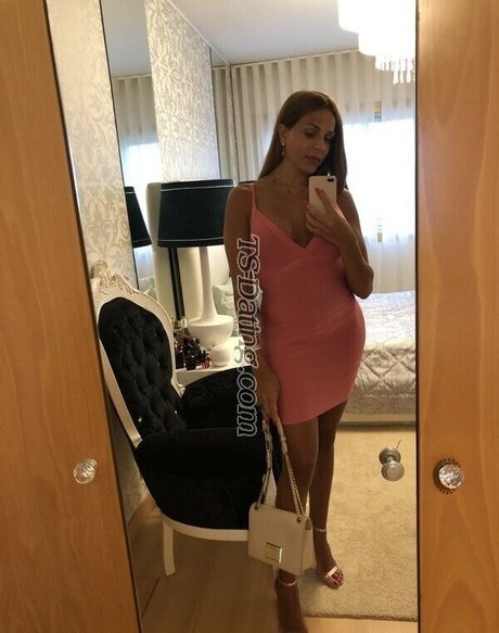 Foto desnuda filtrada de OnlyFans de Zaratrans
