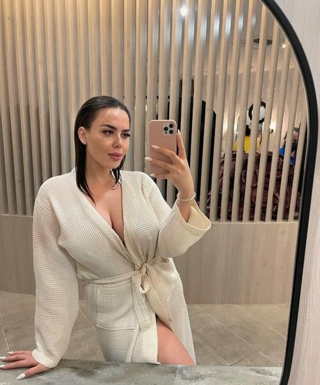 Foto desnuda filtrada de OnlyFans de Ghizlanexoxo
