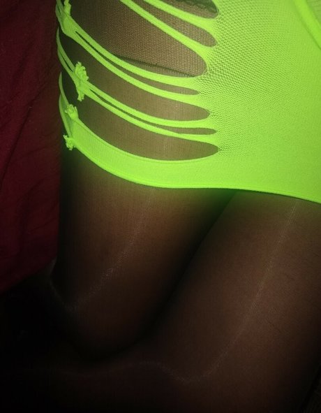 Foto desnuda filtrada de OnlyFans de Besos