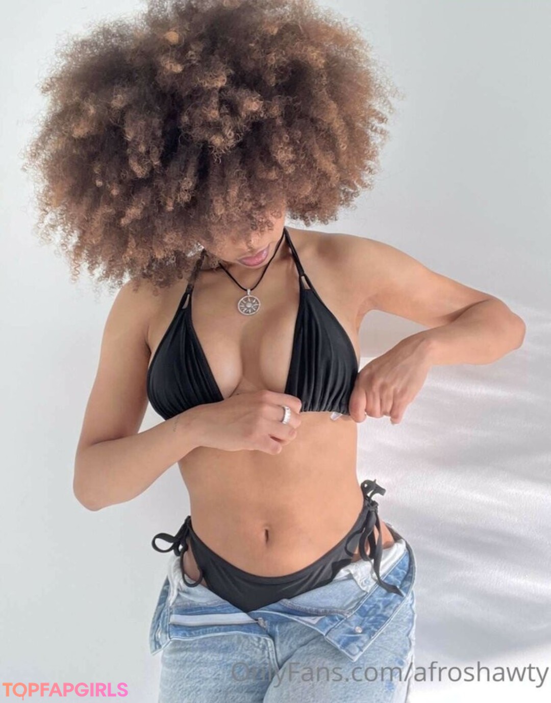 Foto desnuda filtrada de OnlyFans de Afroshawty #71 Foto desnuda filtrada de OnlyFans de Afroshawty #71