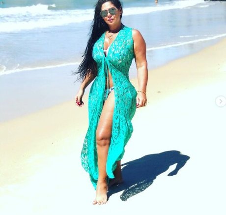 Foto desnuda filtrada de OnlyFans de Coroa Gostosa