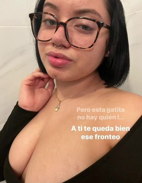 Foto desnuda filtrada de OnlyFans de sesydadoll