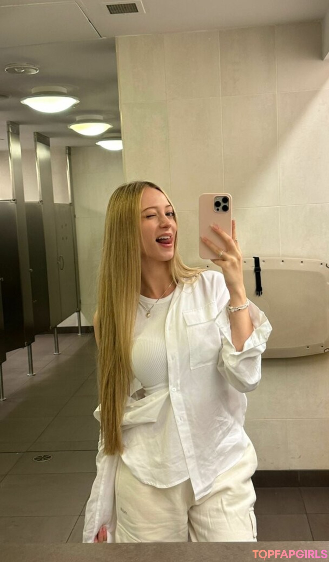 Foto desnuda filtrada de OnlyFans de Sophia Diamond #1104